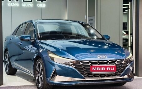 Hyundai Elantra, 2022 год, 1 250 000 рублей, 2 фотография