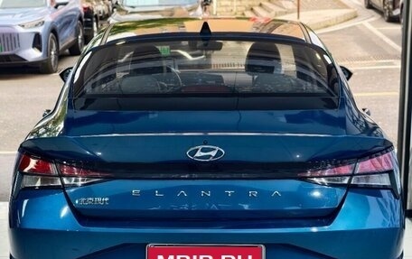 Hyundai Elantra, 2022 год, 1 250 000 рублей, 6 фотография