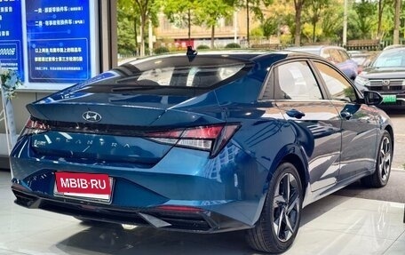 Hyundai Elantra, 2022 год, 1 250 000 рублей, 8 фотография