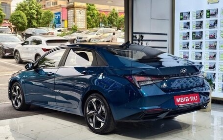 Hyundai Elantra, 2022 год, 1 250 000 рублей, 7 фотография