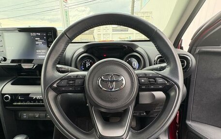 Toyota Yaris Cross, 2023 год, 1 650 000 рублей, 11 фотография
