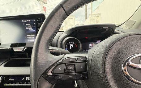 Toyota Yaris Cross, 2023 год, 1 650 000 рублей, 12 фотография