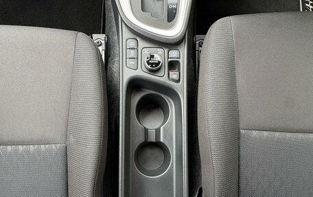Toyota Yaris Cross, 2023 год, 1 650 000 рублей, 19 фотография