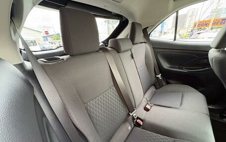 Toyota Yaris Cross, 2023 год, 1 650 000 рублей, 24 фотография
