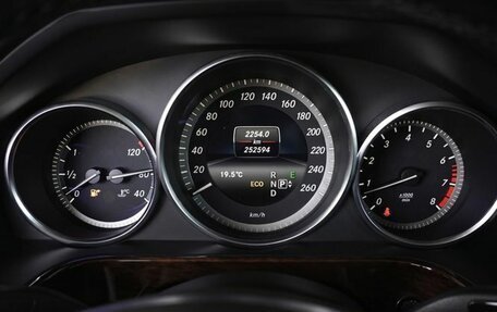 Mercedes-Benz E-Класс, 2013 год, 1 690 000 рублей, 10 фотография