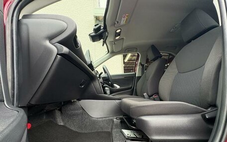 Toyota Yaris Cross, 2023 год, 1 650 000 рублей, 25 фотография
