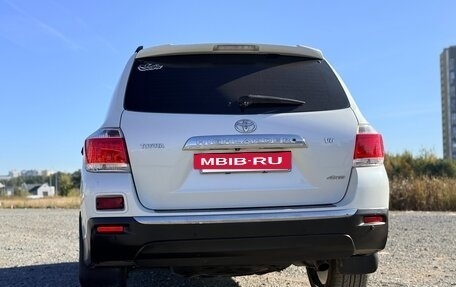 Toyota Highlander III, 2011 год, 2 700 000 рублей, 23 фотография