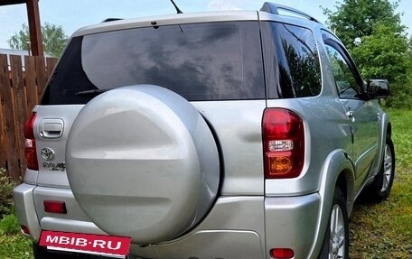 Toyota RAV4, 2003 год, 1 050 000 рублей, 6 фотография