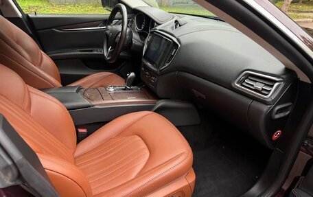 Maserati Ghibli, 2016 год, 3 500 000 рублей, 12 фотография