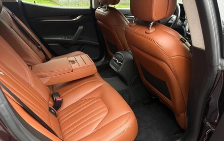 Maserati Ghibli, 2016 год, 3 500 000 рублей, 13 фотография