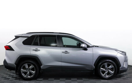 Toyota RAV4, 2020 год, 3 190 000 рублей, 4 фотография