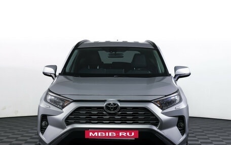 Toyota RAV4, 2020 год, 3 190 000 рублей, 2 фотография
