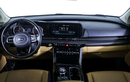 KIA Carnival, 2021 год, 3 890 000 рублей, 14 фотография