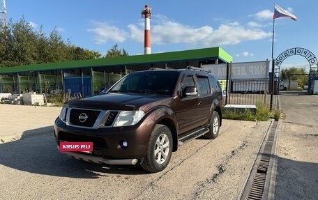 Nissan Pathfinder, 2011 год, 1 000 000 рублей, 2 фотография