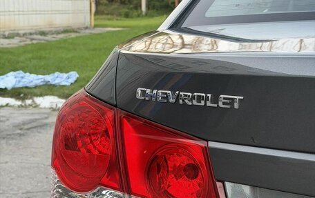 Chevrolet Cruze II, 2010 год, 699 000 рублей, 8 фотография