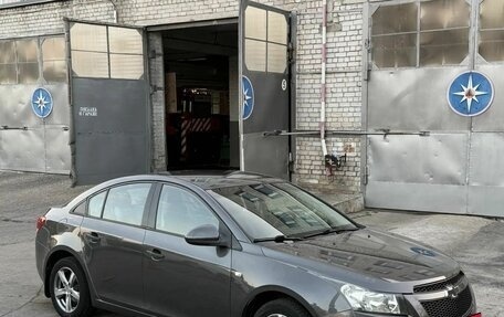 Chevrolet Cruze II, 2010 год, 699 000 рублей, 6 фотография