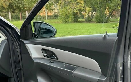 Chevrolet Cruze II, 2010 год, 699 000 рублей, 15 фотография