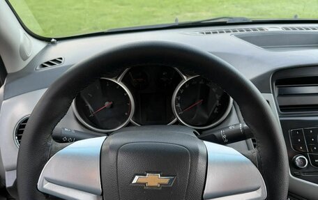 Chevrolet Cruze II, 2010 год, 699 000 рублей, 17 фотография