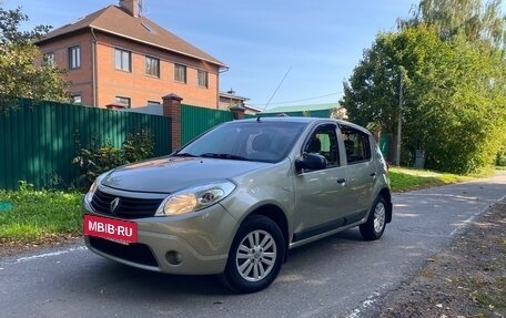 Renault Sandero I, 2012 год, 630 000 рублей, 2 фотография
