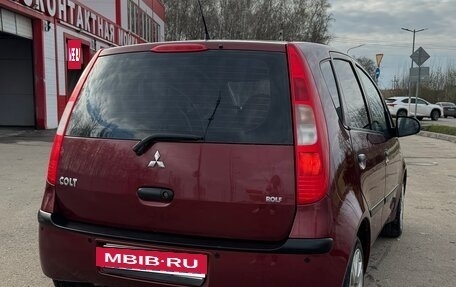 Mitsubishi Colt VI рестайлинг, 2005 год, 400 000 рублей, 2 фотография