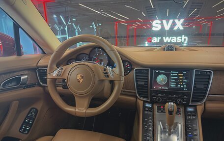 Porsche Panamera II рестайлинг, 2016 год, 3 900 000 рублей, 29 фотография