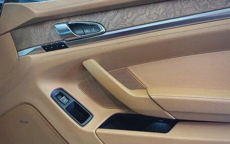 Porsche Panamera II рестайлинг, 2016 год, 3 900 000 рублей, 27 фотография