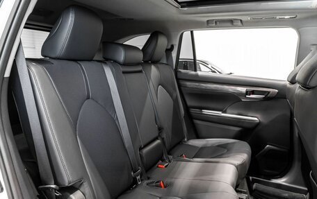 Toyota Highlander, 2026 год, 5 450 000 рублей, 22 фотография