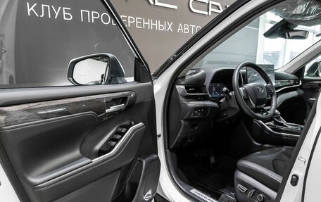 Toyota Highlander, 2026 год, 5 450 000 рублей, 25 фотография