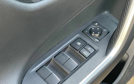 Toyota RAV4, 2021 год, 3 100 000 рублей, 9 фотография