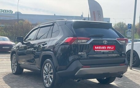 Toyota RAV4, 2021 год, 3 100 000 рублей, 7 фотография