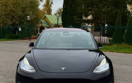 Tesla Model 3 I, 2018 год, 2 800 000 рублей, 2 фотография