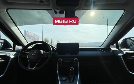 Toyota RAV4, 2021 год, 3 100 000 рублей, 26 фотография