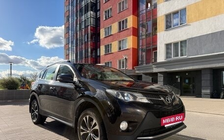 Toyota RAV4, 2014 год, 2 100 000 рублей, 2 фотография