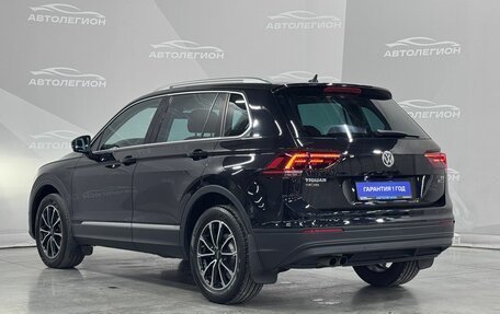 Volkswagen Tiguan II, 2017 год, 2 080 000 рублей, 3 фотография