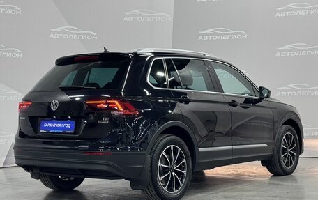 Volkswagen Tiguan II, 2017 год, 2 080 000 рублей, 5 фотография