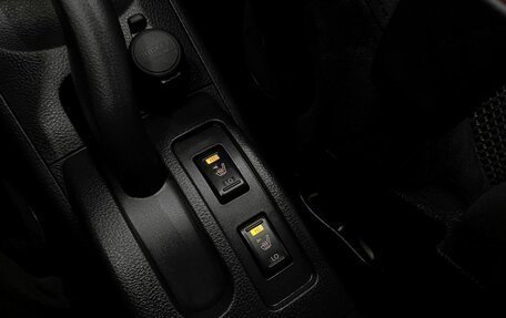 Nissan Tiida, 2012 год, 820 000 рублей, 16 фотография