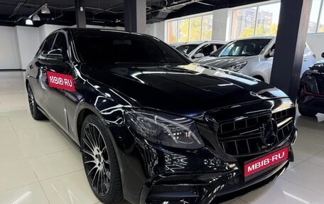 Mercedes-Benz E-Класс, 2019 год, 1 720 000 рублей, 3 фотография