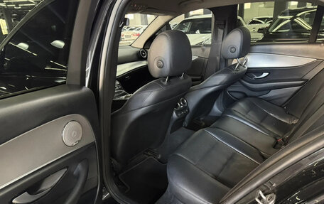 Mercedes-Benz E-Класс, 2019 год, 1 720 000 рублей, 18 фотография