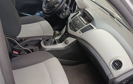 Chevrolet Cruze II, 2012 год, 800 000 рублей, 12 фотография