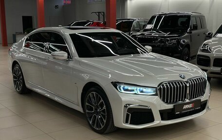 BMW 7 серия, 2019 год, 8 100 000 рублей, 2 фотография