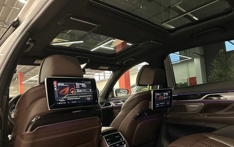 BMW 7 серия, 2019 год, 8 100 000 рублей, 28 фотография