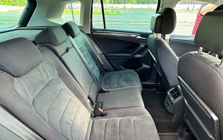 Volkswagen Tiguan II, 2019 год, 2 099 000 рублей, 12 фотография