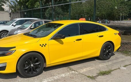 Chevrolet Malibu IX, 2021 год, 2 100 000 рублей, 2 фотография