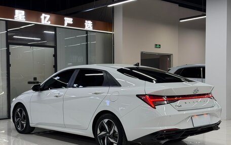 Hyundai Elantra, 2022 год, 1 400 000 рублей, 15 фотография