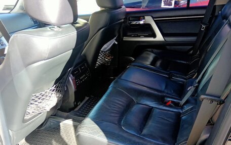 Toyota Land Cruiser 200, 2012 год, 3 550 000 рублей, 8 фотография