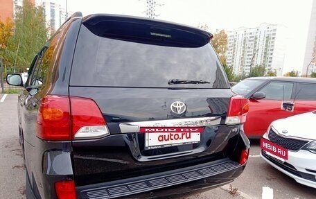 Toyota Land Cruiser 200, 2012 год, 3 550 000 рублей, 5 фотография