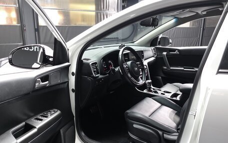 KIA Sportage IV рестайлинг, 2021 год, 1 900 000 рублей, 7 фотография