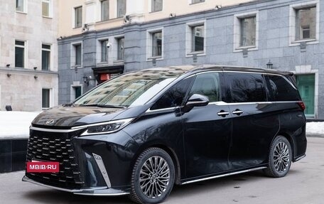 Lexus LM, 2024 год, 18 000 000 рублей, 12 фотография