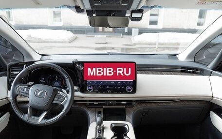 Lexus LM, 2024 год, 18 000 000 рублей, 33 фотография