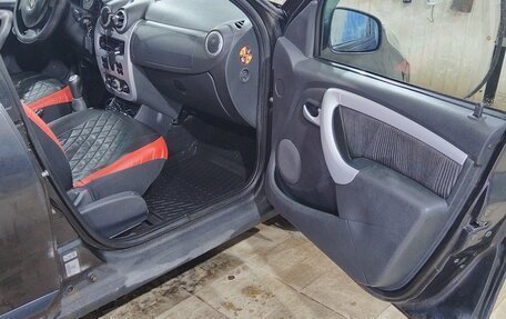 Renault Sandero I, 2011 год, 450 000 рублей, 10 фотография